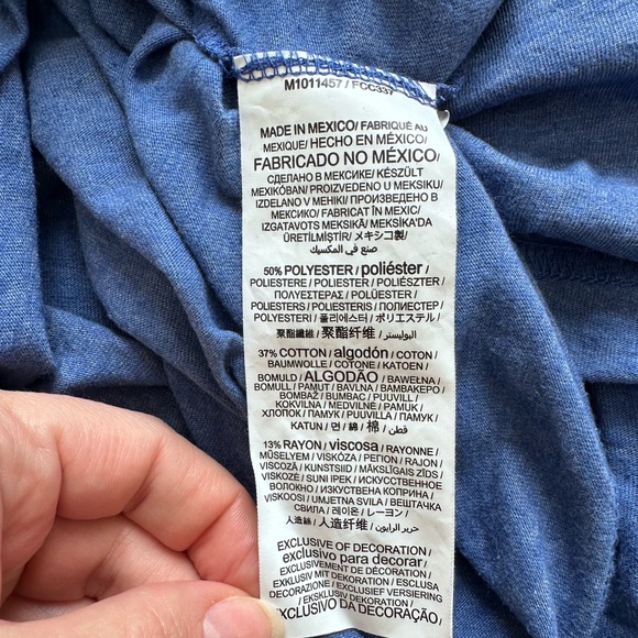 Women’s Buffalo Bills Blue T-Shirt -Large - Picture 8 of 8